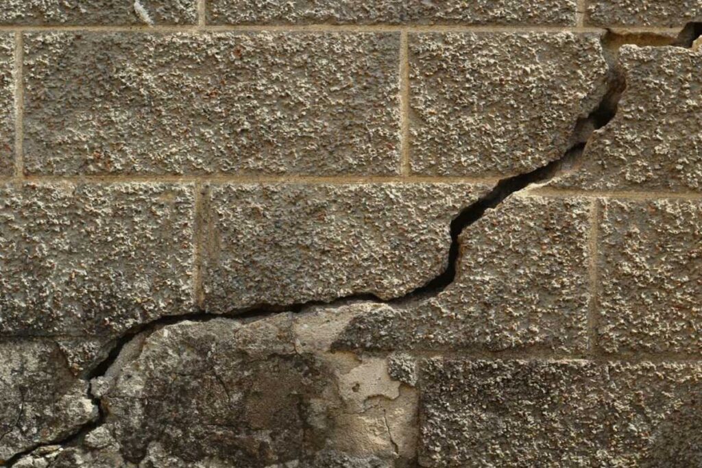 fix a leaking crack